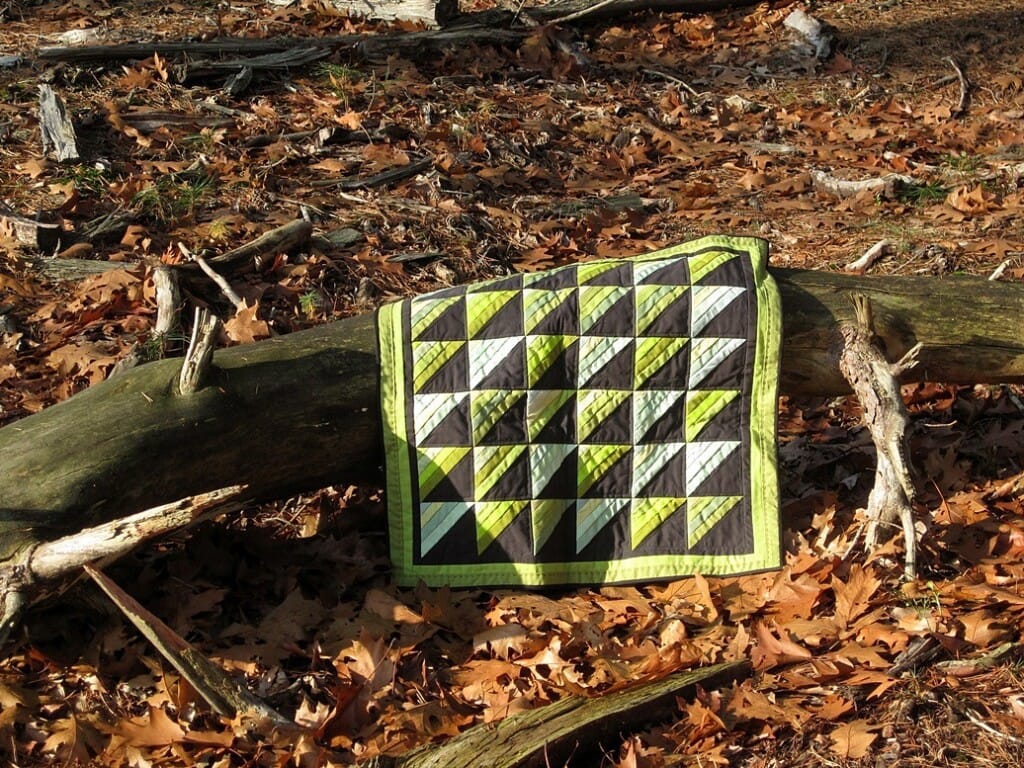 Groen quiltje roman stripes in bos