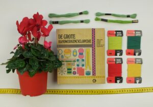 Boek de grote handwerkencyclopedie