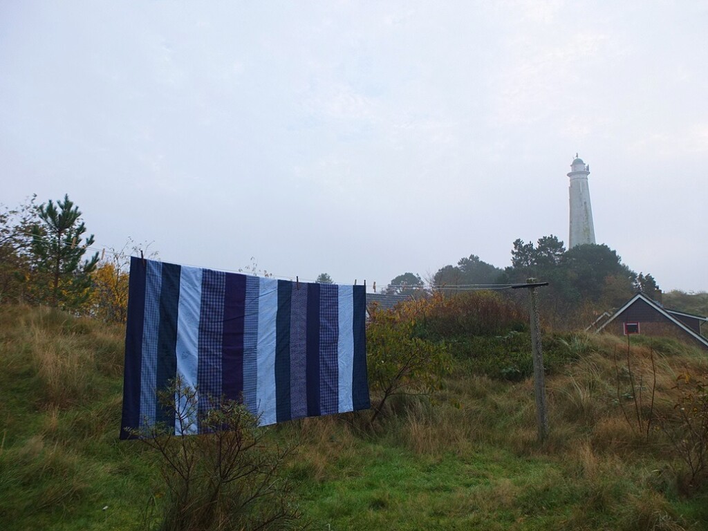 Strokenquilt aan waslijn op Schiermonnikoog
