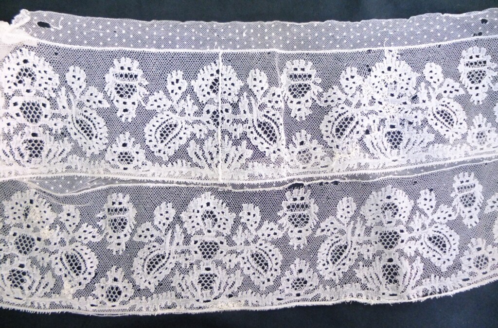 Kanten muts uit Drente