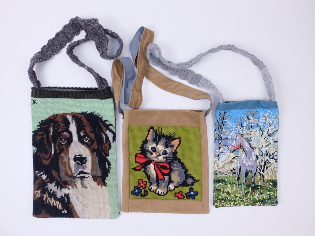 Drie tapisserietasjes