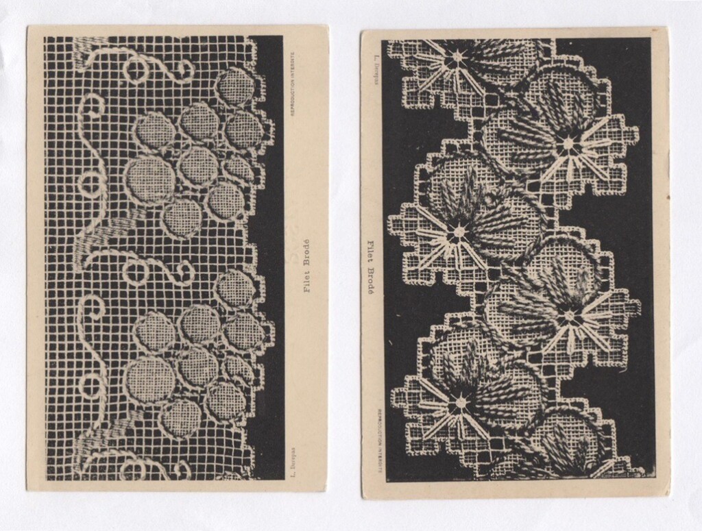 Twee oude ansichtkaarten Filetwerk