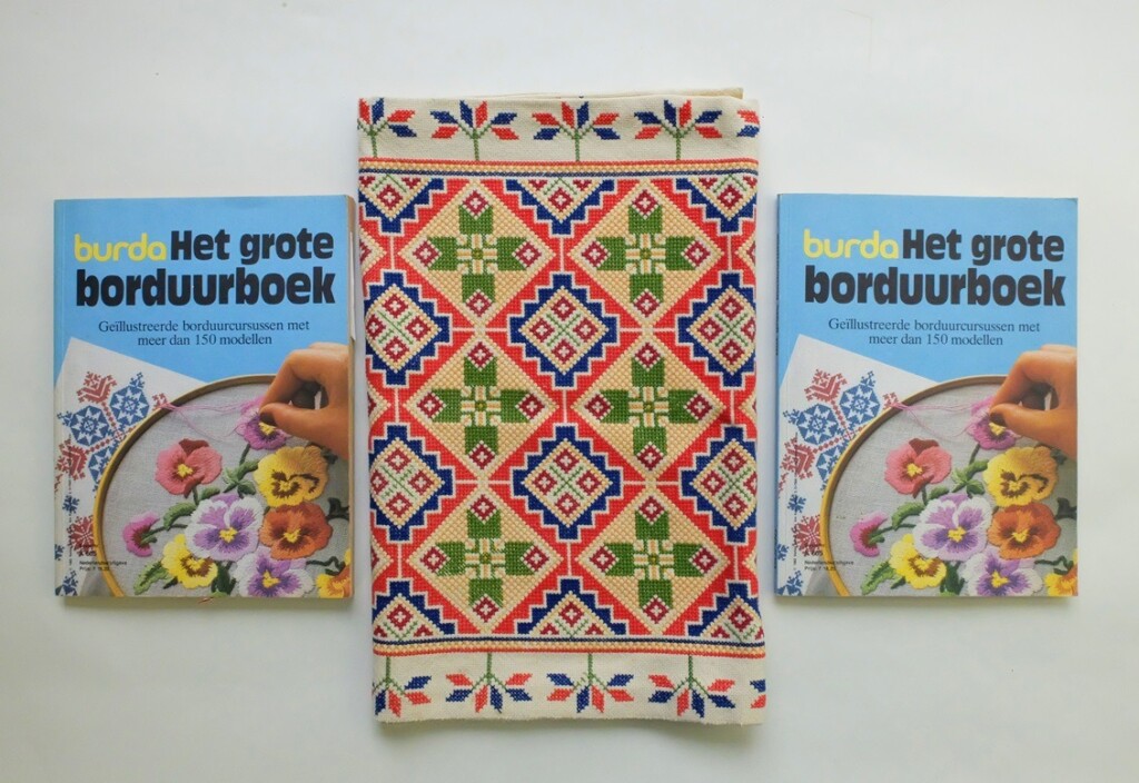 Het grote borduurboek Burda