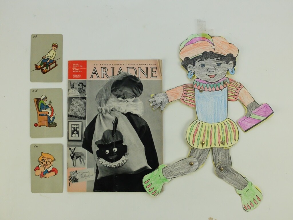 Oude Ariadne met kaartjes Zwarte Piet