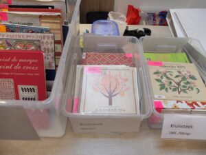 Bibliotheek van Merkwaardig in bakken