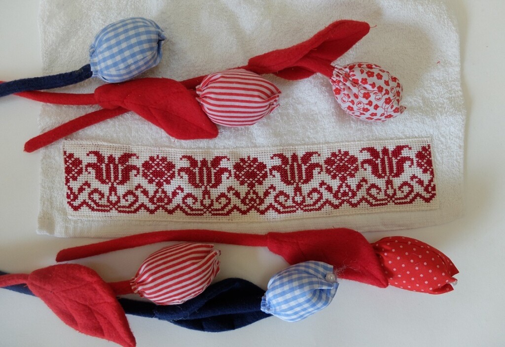 Geborduurde tulpenrand