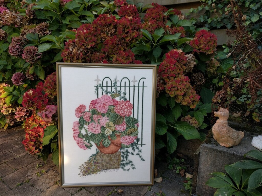 geborduurd schilderij hortensia